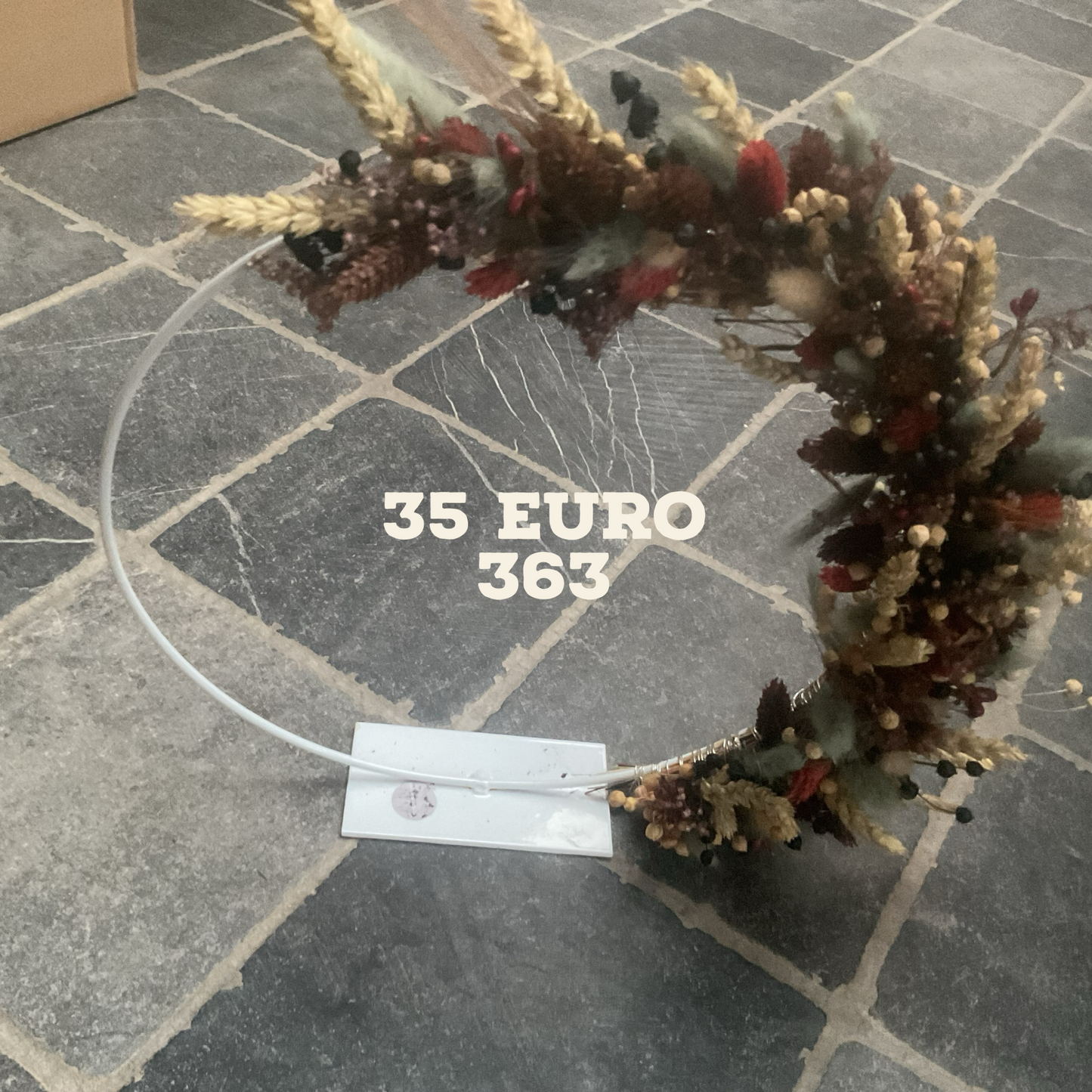 Staande ringmet strobloempjes