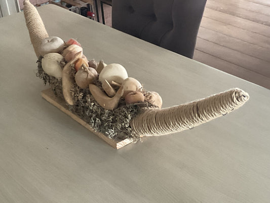Tafelstuk met houten fruit